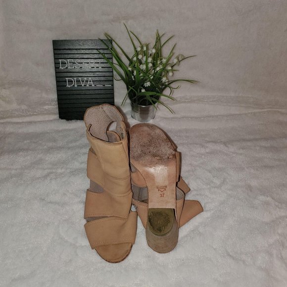 FREE PEOPLE EFFIE STACKED HEEL SHOES-37 TAN - Picture 5 of 8